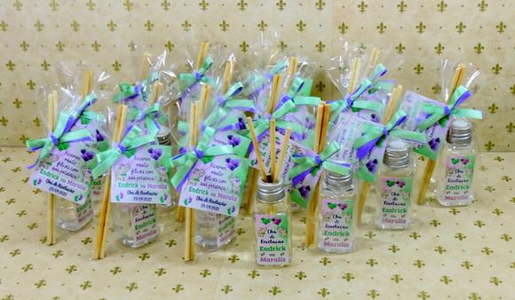 Lembrancinha de Chá de Revelação Mini Difusor Aromatizante