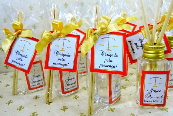 Lembrancinha de Formatura Mini Aromatizador Difusor Varetas