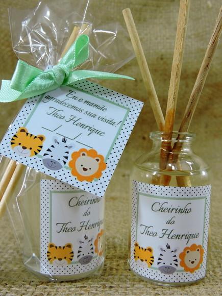 Lembrancinha de Maternidade Mini Aromatizador Safári