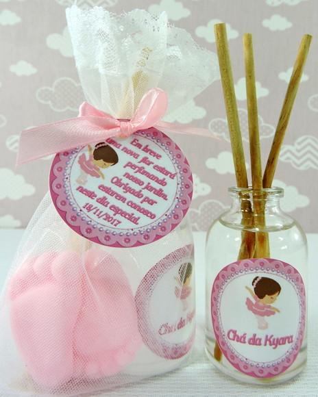 Lembrancinha de Nascimento Aromatizador e Pézinho na Organza