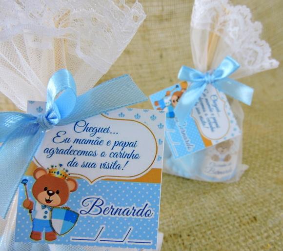 Lembrancinha de Nascimento Aromatizador e Pézinho na Organza