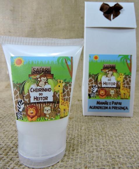 Lembrancinha de Nascimento Bisnaga com Creme na Caixinha