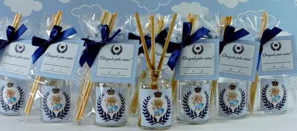 Lembrancinha de Nascimento Mini Aromatizador Príncipe Bebê