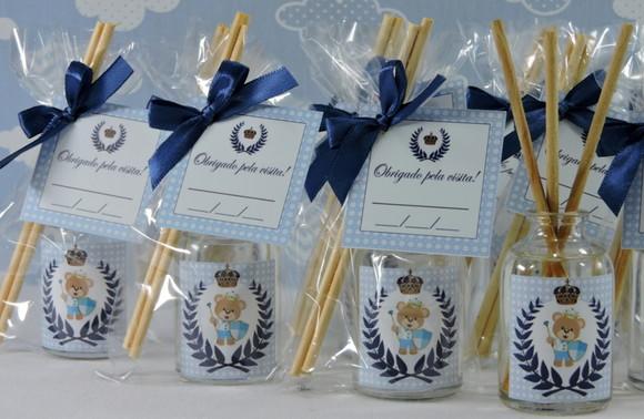 Lembrancinha de Nascimento Mini Aromatizador Príncipe Bebê