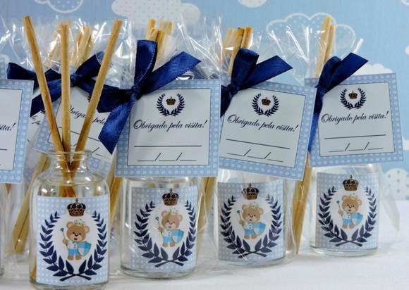 Lembrancinha de Nascimento Mini Aromatizador Príncipe Bebê