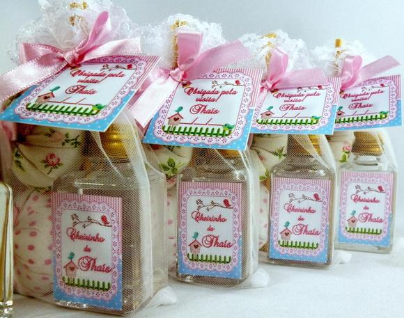 Lembrancinha de Nascimento Mini Difusor com Sachê Passarinho