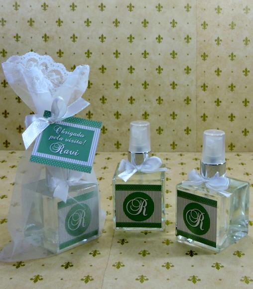 Lembrancinha de Nascimento Mini Home Spray Organza Cheirinho