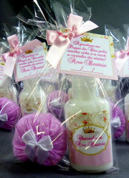 Lembrancinha de Nascimento Mini Hidratante e Sachê