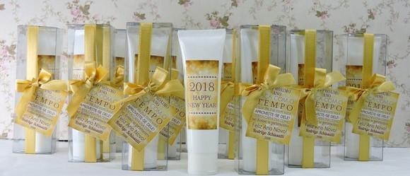 Lembrancinha de Natal Creme Hidratante na Bisnaga de 50 ml