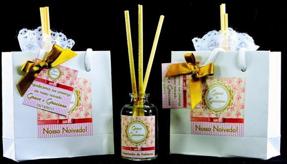 Lembrancinha de Noivado Difusor e Sachê Rosa e Dourado