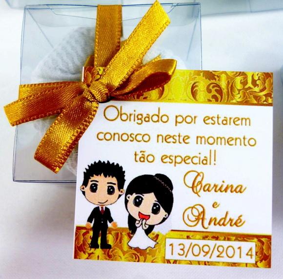 Lembrancinha Laço Dourado Sachê na Caixa