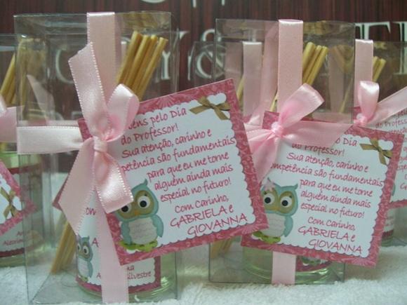 Lembrancinha Mini Aromatizador Corujinha