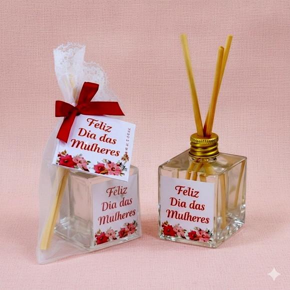 Lembrancinha Mini Aromatizante Difusor Vareta Cubo 50 ml