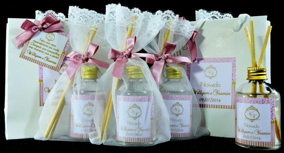 Lembrancinha Mini Aromatizante Noivado Casamento