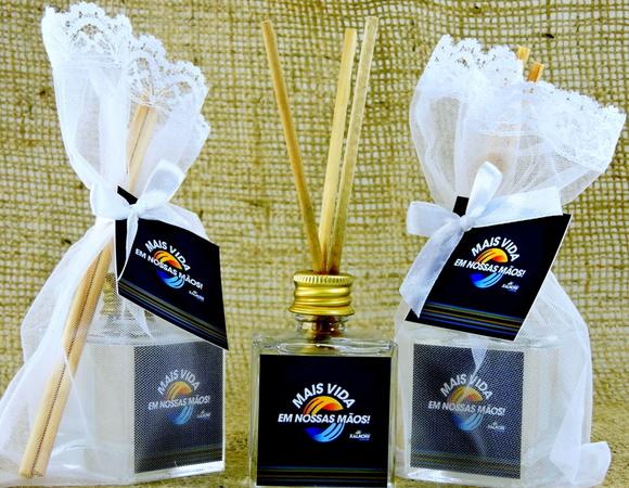 Lembrancinha Mini Difusor Cubo 50 ml Corporativo