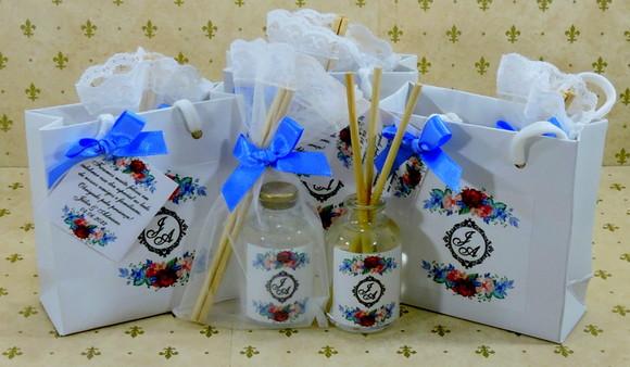 Lembrancinha Mini Difusor na Sacolinha Casamento Debutante