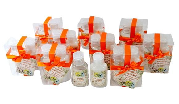 Lembrancinha Mini Kit Higiene Brinde do Dia da Mulher