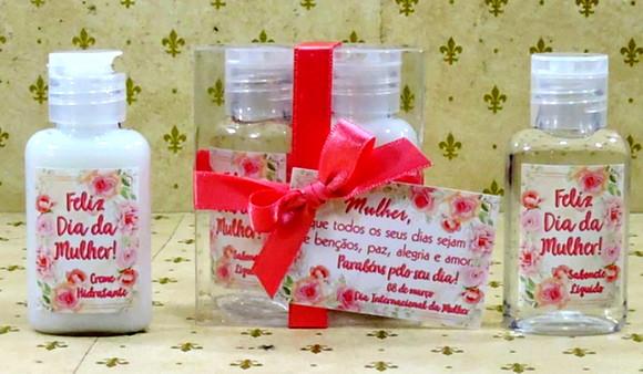 Lembrancinha Mini Kit Higiene Dia da Mulher Brinde