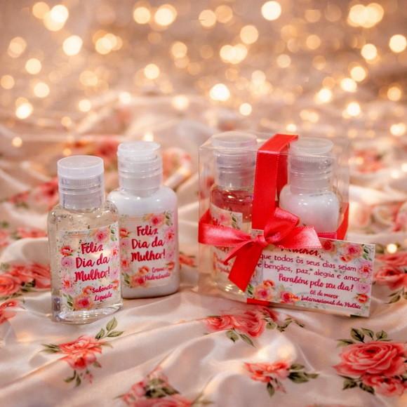 Lembrancinha Mini Kit Higiene Dia da Mulher Brinde
