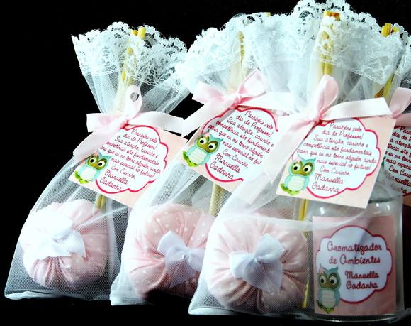Lembrancinha Personalizada Aromatizador e Sachê Corujinha