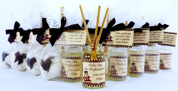 Lembrancinha Sachê e Mini Aromatizante Professores