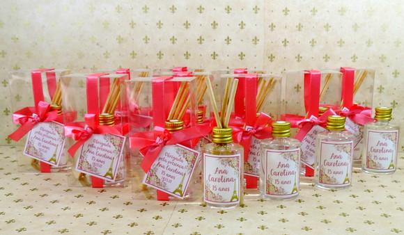 Mini Aromatizador 15 Anos Personalizado Luxo 60ml em Pet