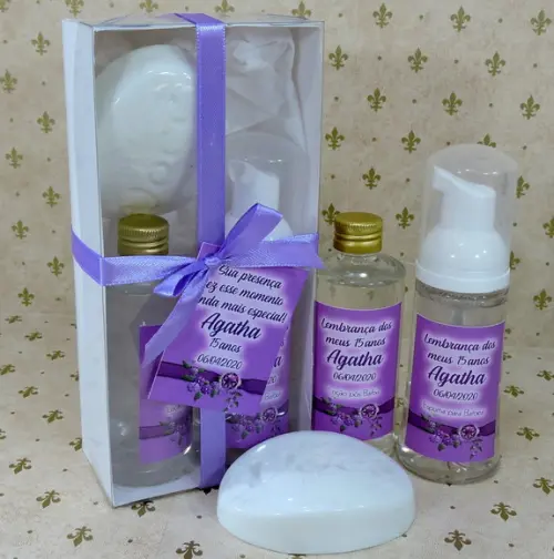 Kit Presente Debutante Aniversário de 15 Anos Lembrancinha