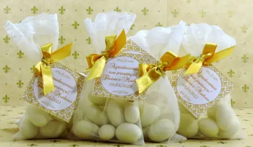 Lembrancinha Amêndoas da Sorte Saquinho Organza de Casamento