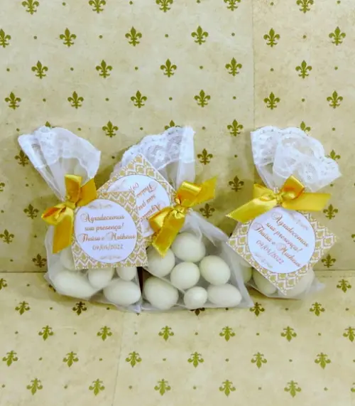 Lembrancinha Amêndoas da Sorte Saquinho Organza de Casamento