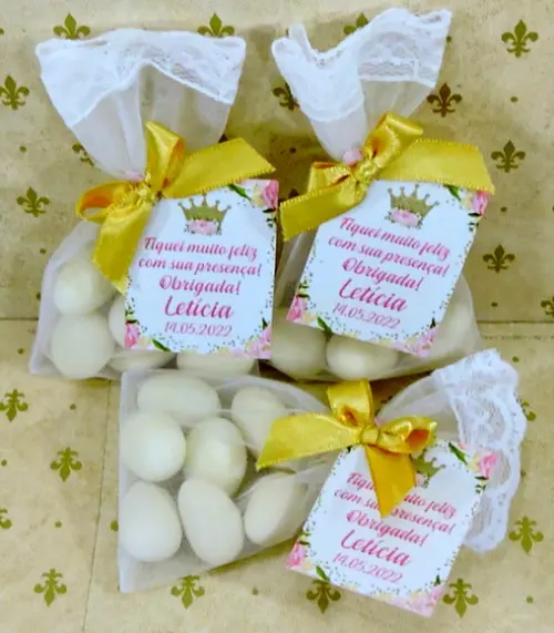 Lembrancinha Aniversário Amêndoas da Sorte Saquinho Organza