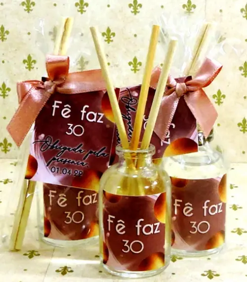 Lembrancinha Aniversário Mini Aromatizador Difusor Vermelho