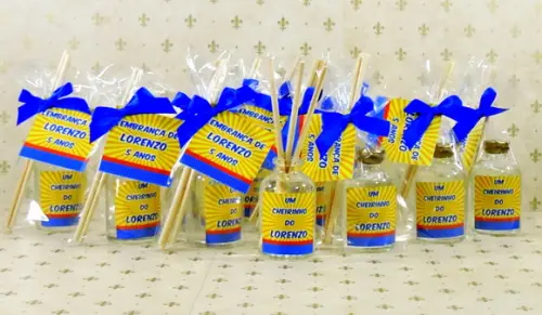 Lembrancinha Aniversário Mini Difusor Aromatizador Varetas