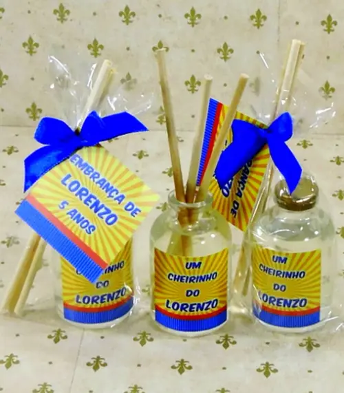 Lembrancinha Aniversário Mini Difusor Aromatizador Varetas