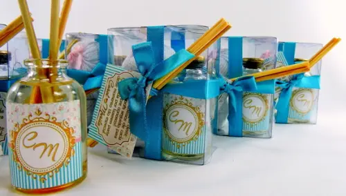 Lembrancinha Aromatizador e Dois Sachês