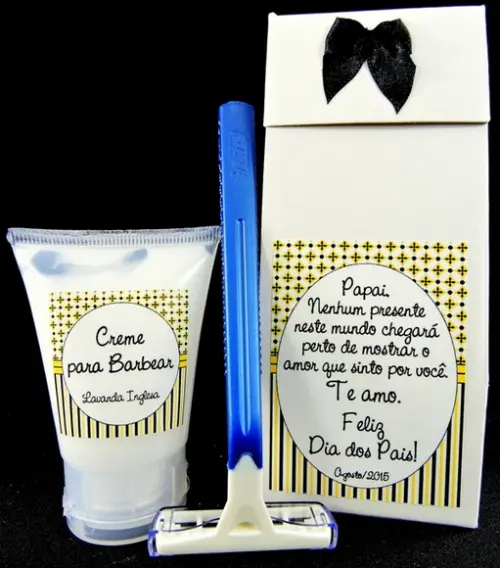 Lembrancinha Barbeador e Creme de Barba