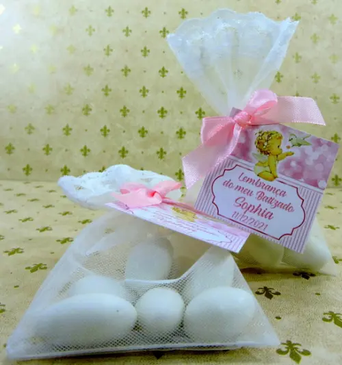 Lembrancinha Batizado Amêndoas Saquinho Organza Anjinho