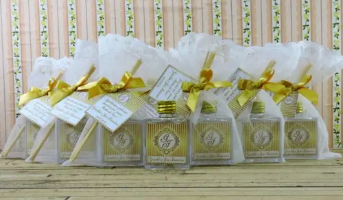 Lembrancinha Bodas de Ouro Mini Aromatizante Difusor Varetas