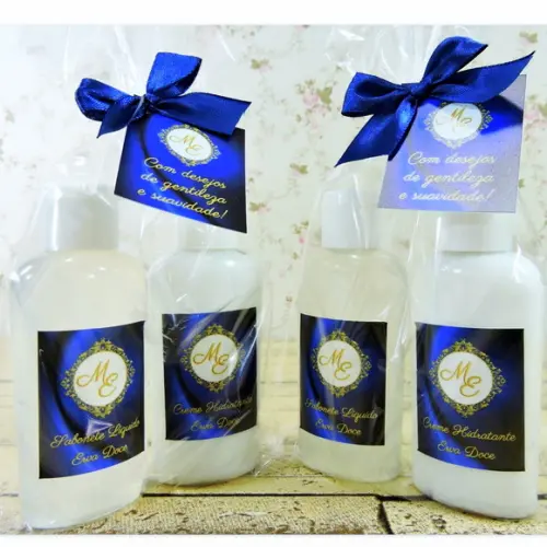 Lembrancinha Brinde Bisnaga Álcool Gel Hidratante Casamento