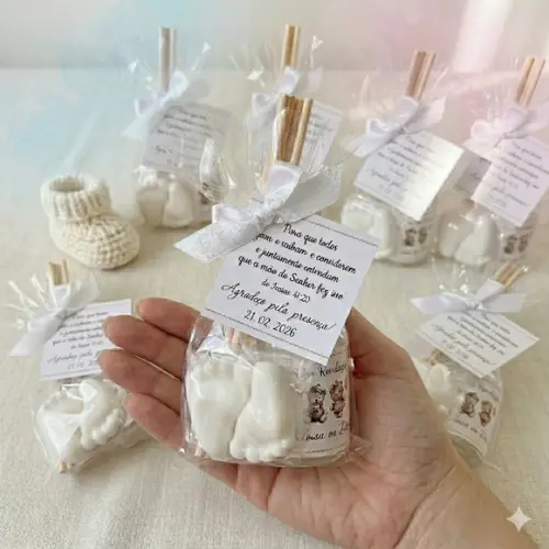 Lembrancinha Chá Revelação Aromatizador e Pezinhos Delicado