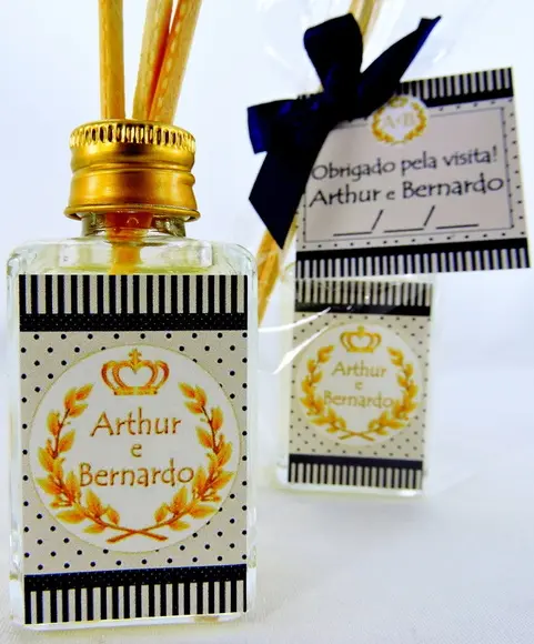 Lembrancinha Coroa Dourada Mini Difusor