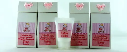 Lembrancinha de 1 Ano Creme na Caixinha