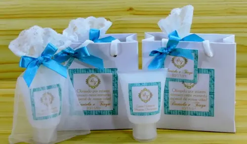 Lembrancinha Creme na Organza e Sacolinha Casamento Brasão