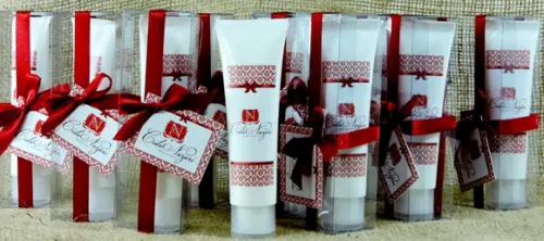 Lembrancinha de Agradecimento Bisnaga com Creme para Barbear