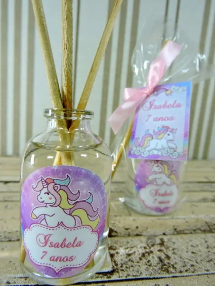 Lembrancinha de Aniversário Mini Aromatizador Unicórnio