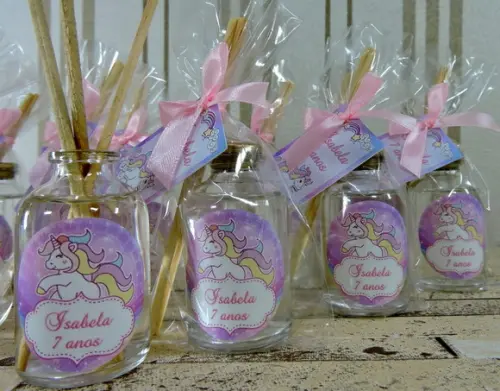 Lembrancinha de Aniversário Mini Aromatizador Unicórnio