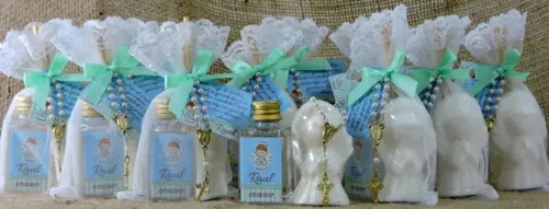 Lembrancinha de Batizado Anjinho, Difusor com Mini Terço