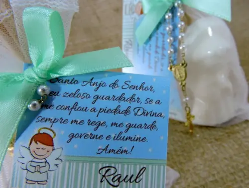 Lembrancinha de Batizado Anjinho, Difusor com Mini Terço