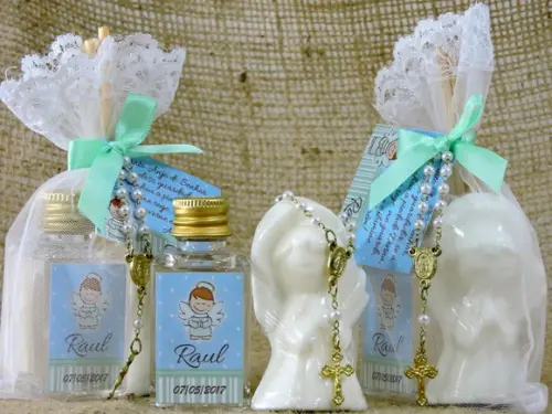 Lembrancinha de Batizado Anjinho, Difusor com Mini Terço