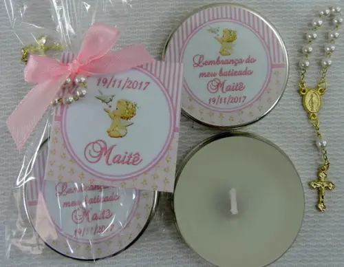 Lembrancinha de Batizado Velinha na Latinha e Mini Terço