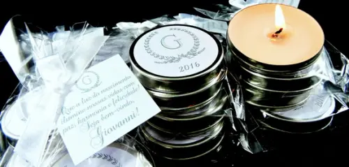 Lembrancinha de Bebê Velinha na Latinha